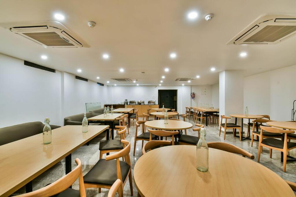 Mudita By Kirti Hotell Patna  Exteriör bild